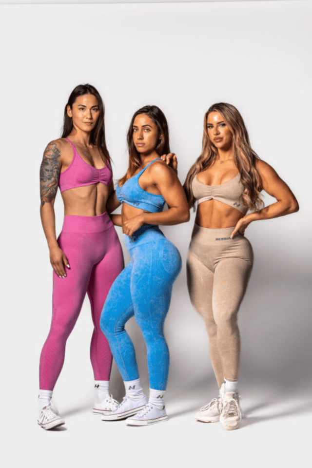TOTALLY SEAMLESS - AlisiiaKholli
