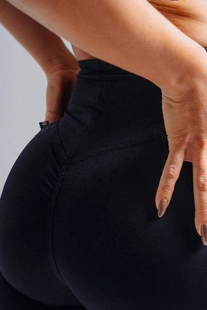 NEBBIA 858 Black High-Waist Shorts with Pockets | PRIMAL