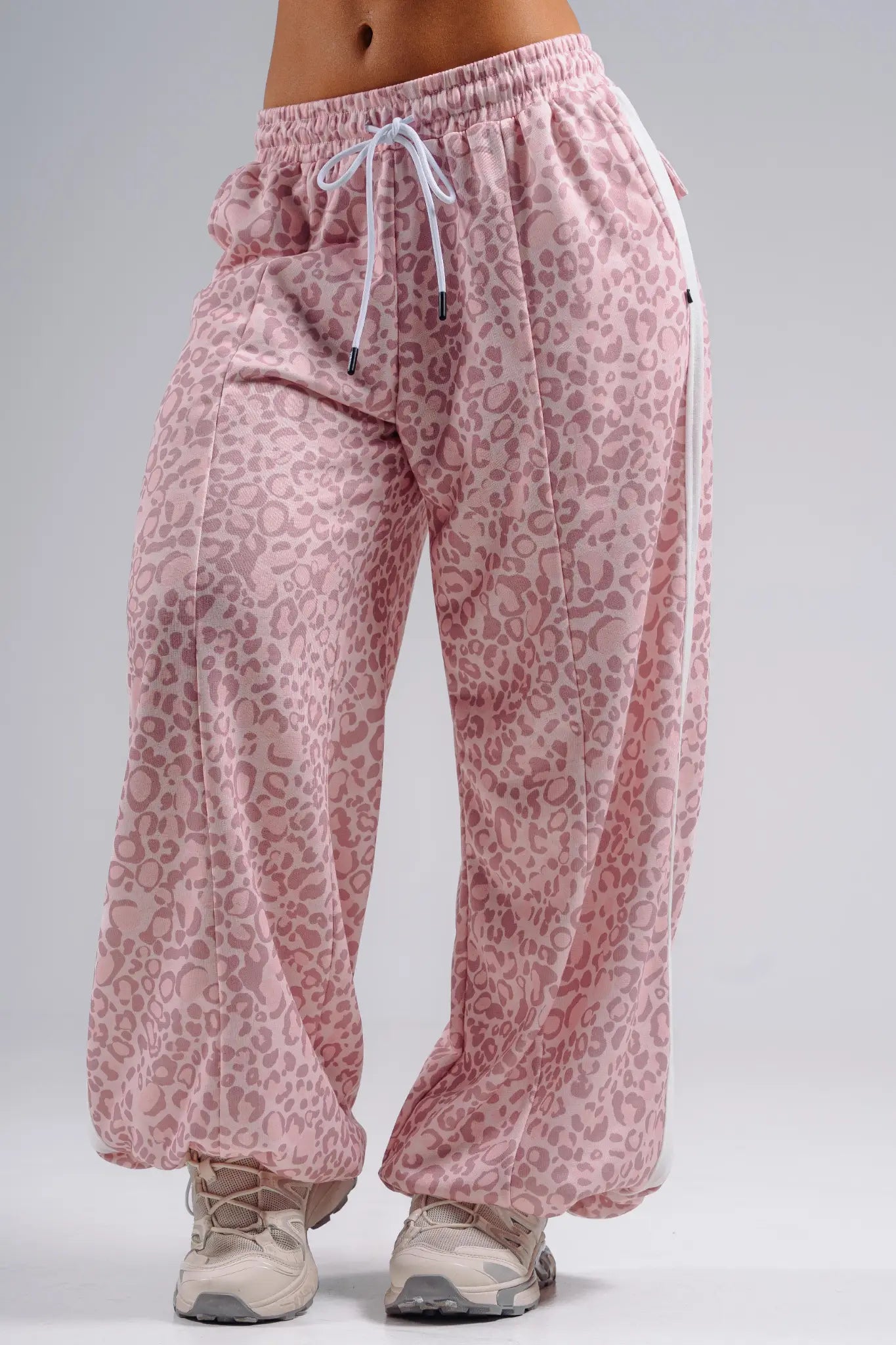 NEBBIA 865 Pink Leopard Baggy Leopard Sweatpants | PRIMAL