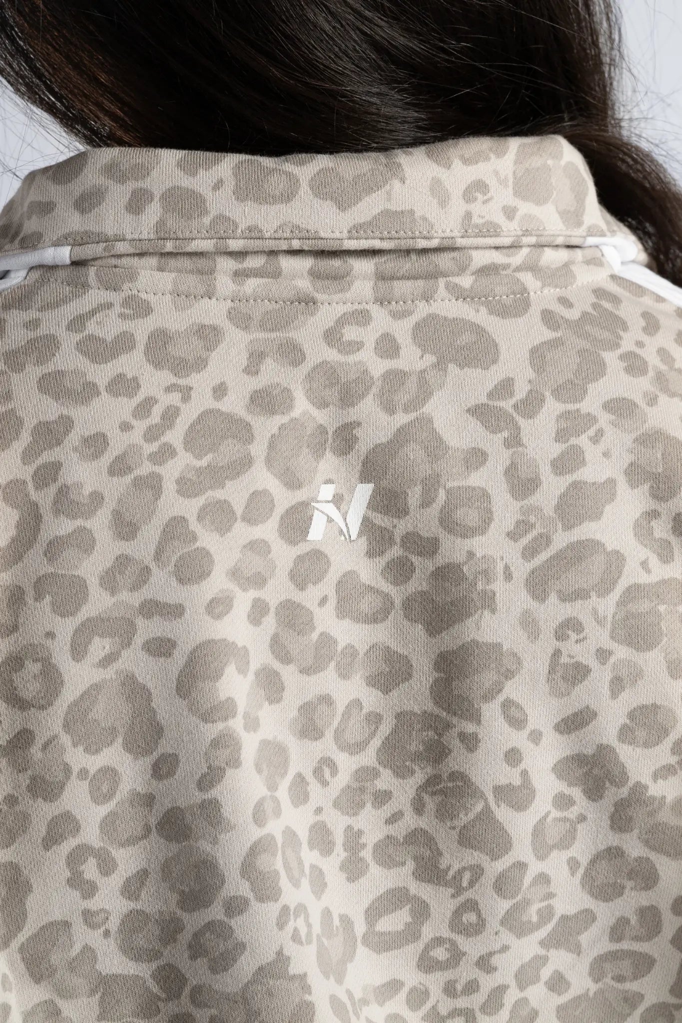 NEBBIA 866 Cream Leopard Half-Zip Leopard Sweatshirt | PRIMAL