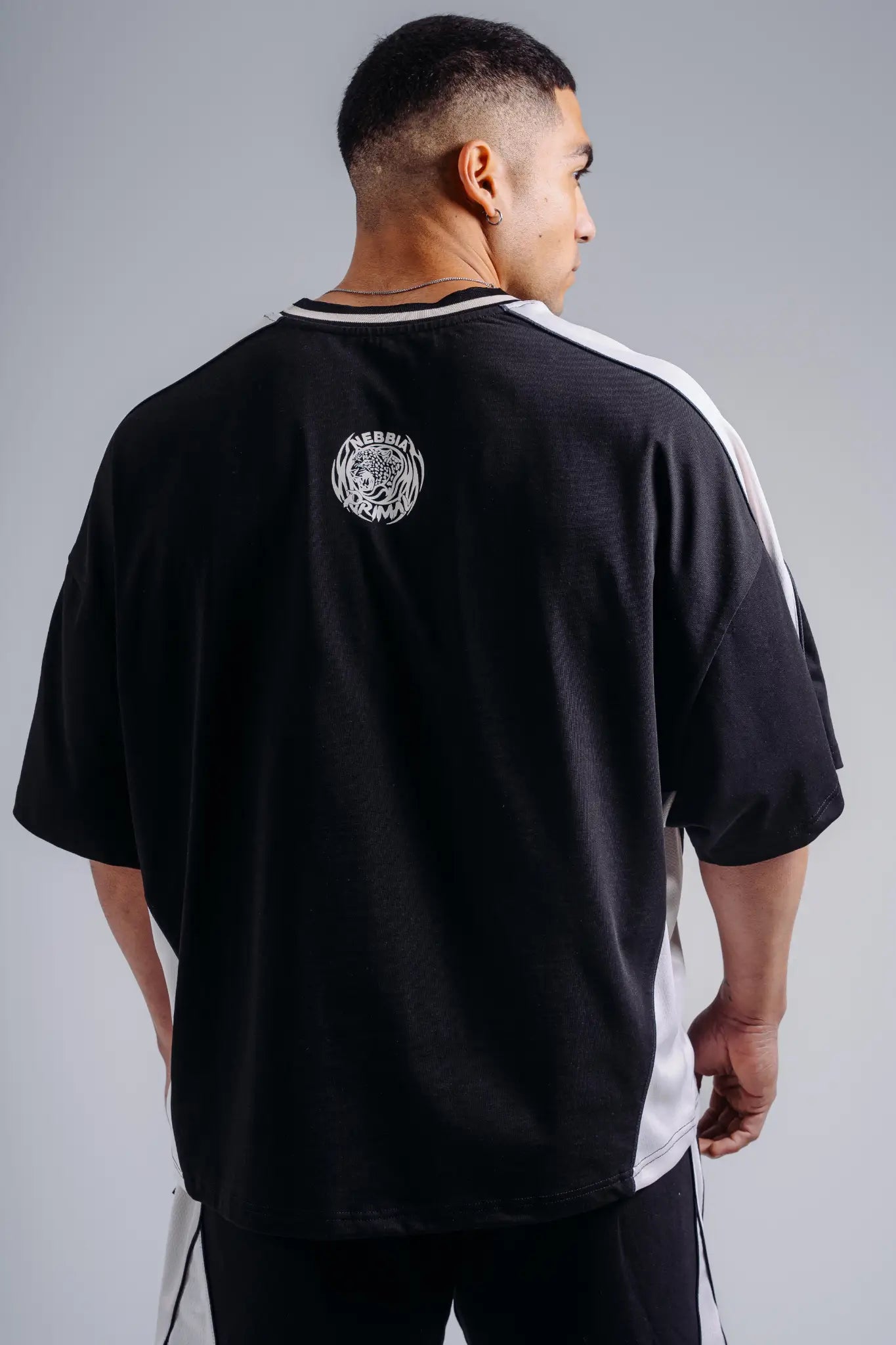 NEBBIA 869 Black Oversized T-Shirt | PRIMAL