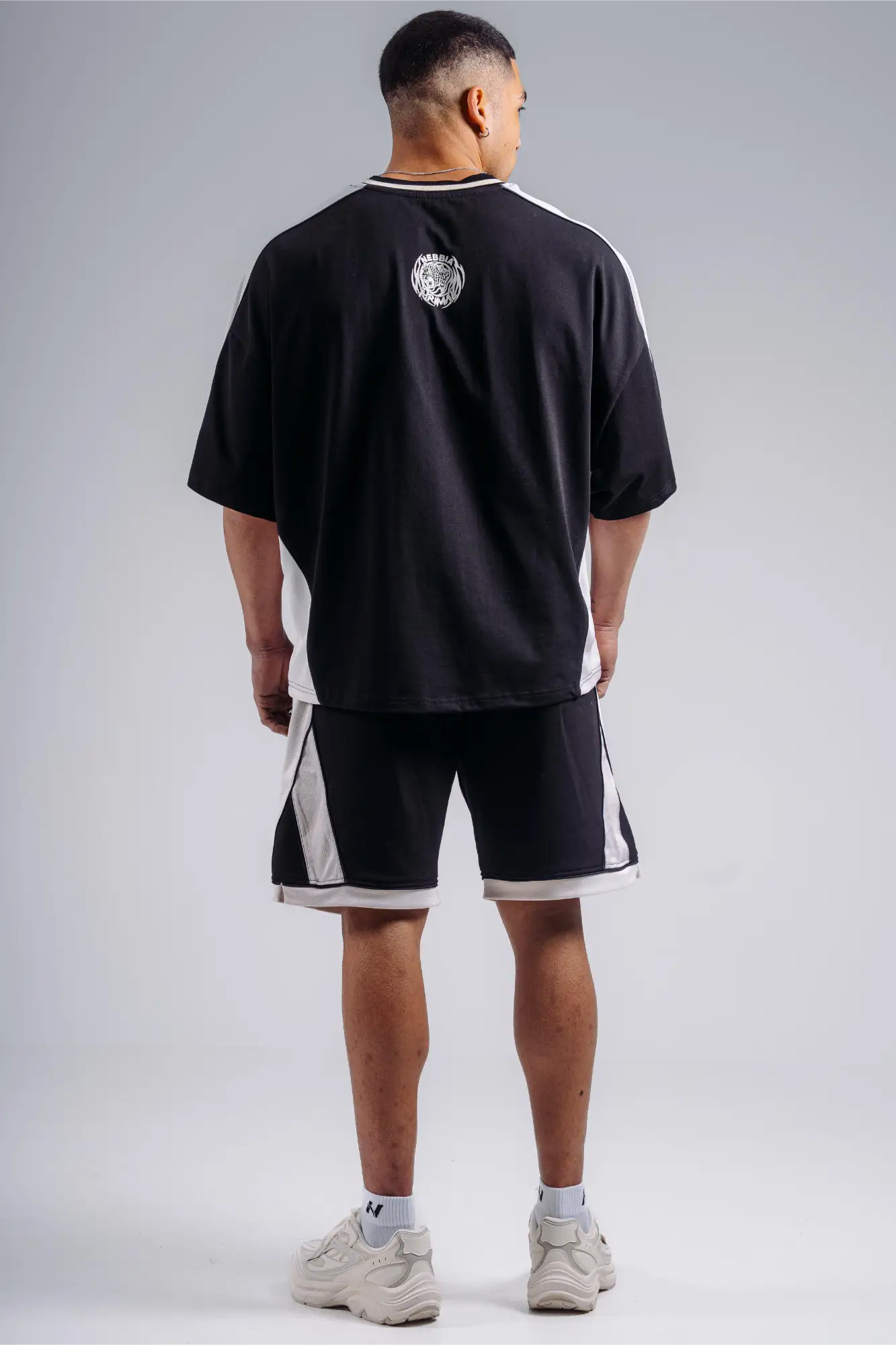 NEBBIA 869 Black Oversized T-Shirt | PRIMAL