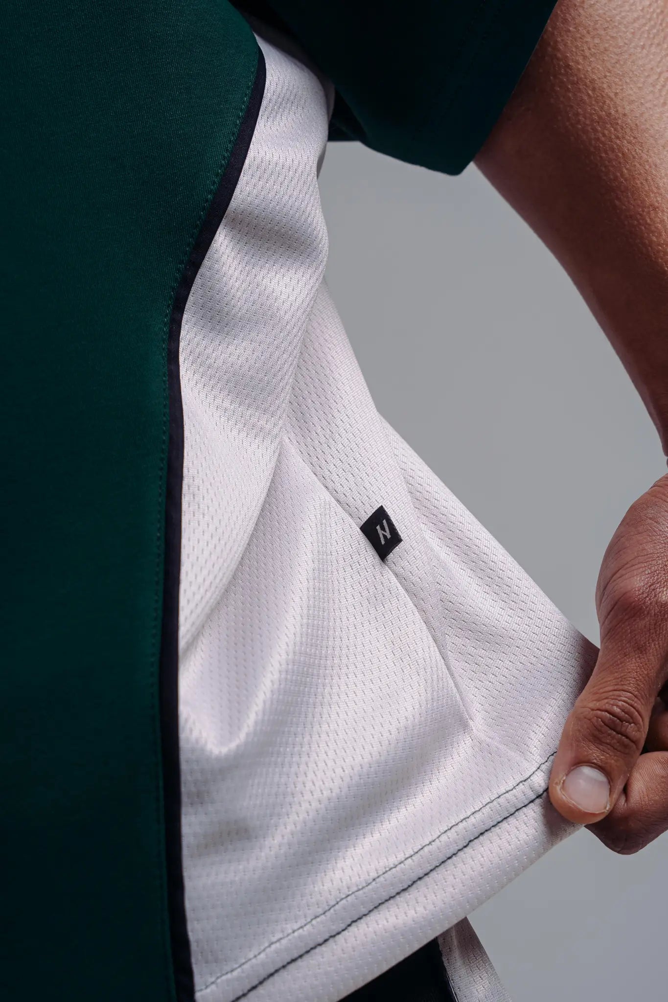 NEBBIA 869 Pine Green Oversized T-Shirt | PRIMAL