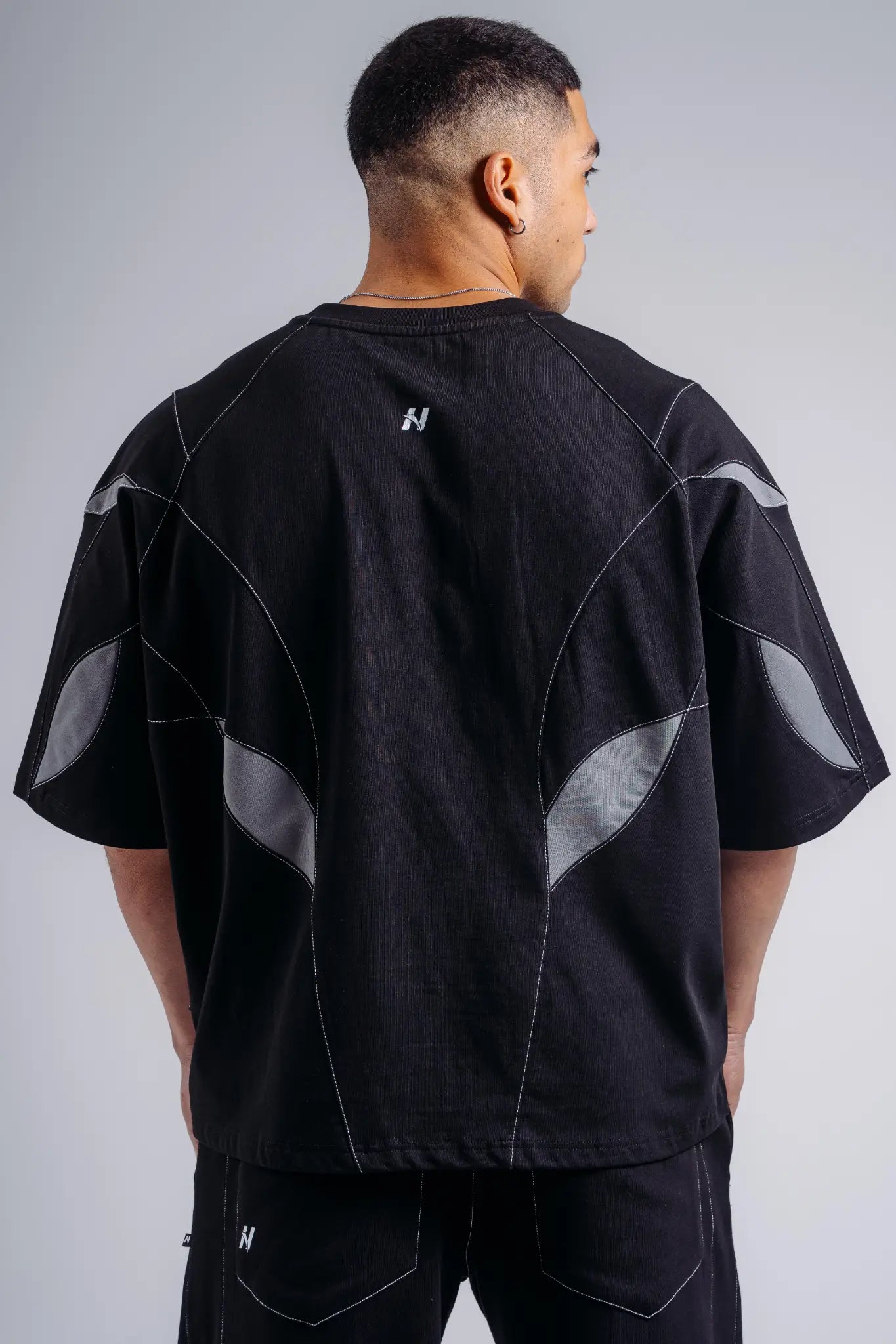 NEBBIA 871 Black Oversized Pump Cover T-Shirt | PRIMAL