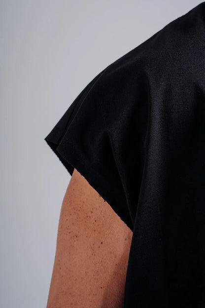 NEBBIA 873 Black Oversized Tank Top '97 | PRIMAL