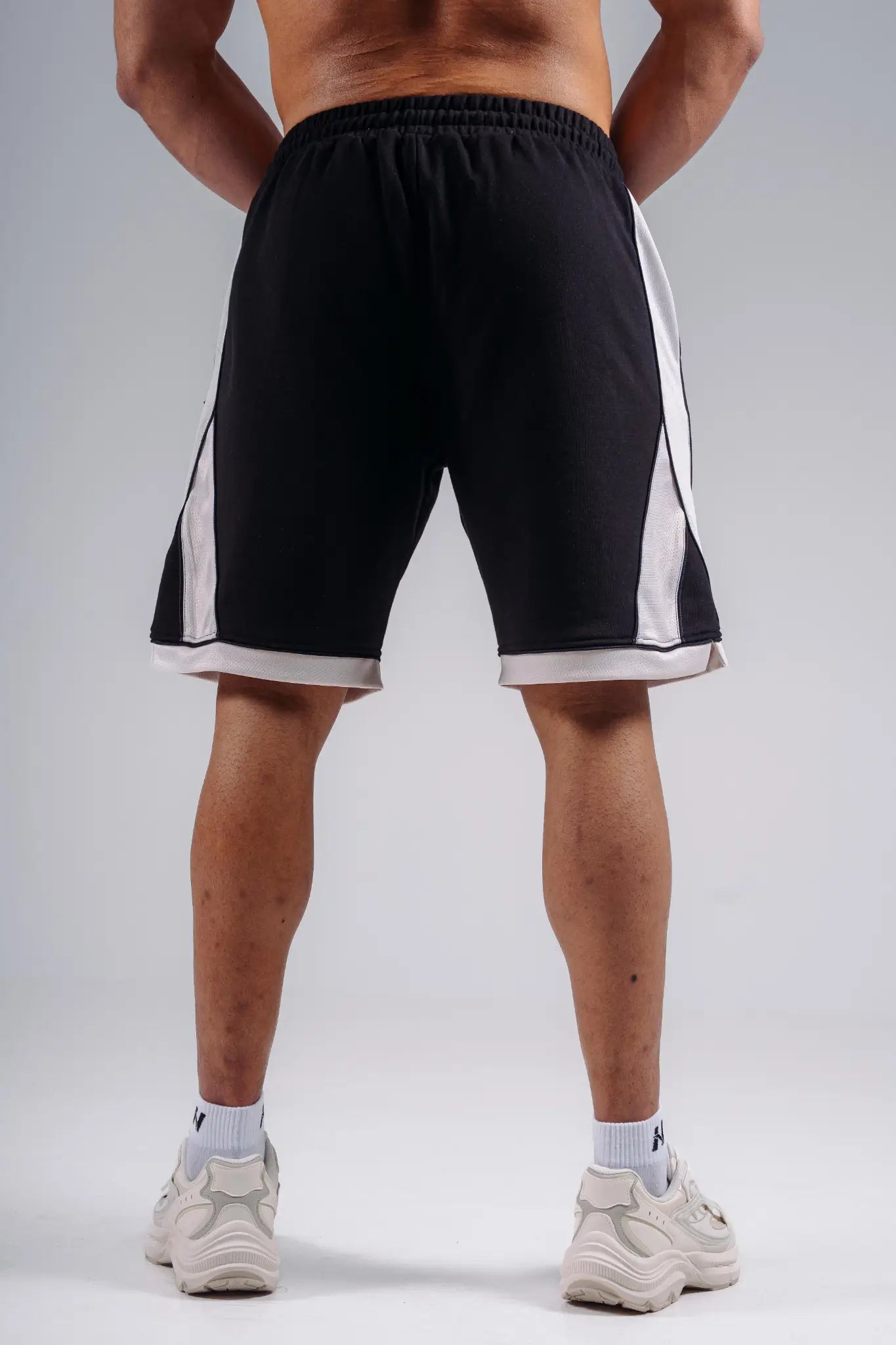 NEBBIA 877 Black Training Shorts | PRIMAL