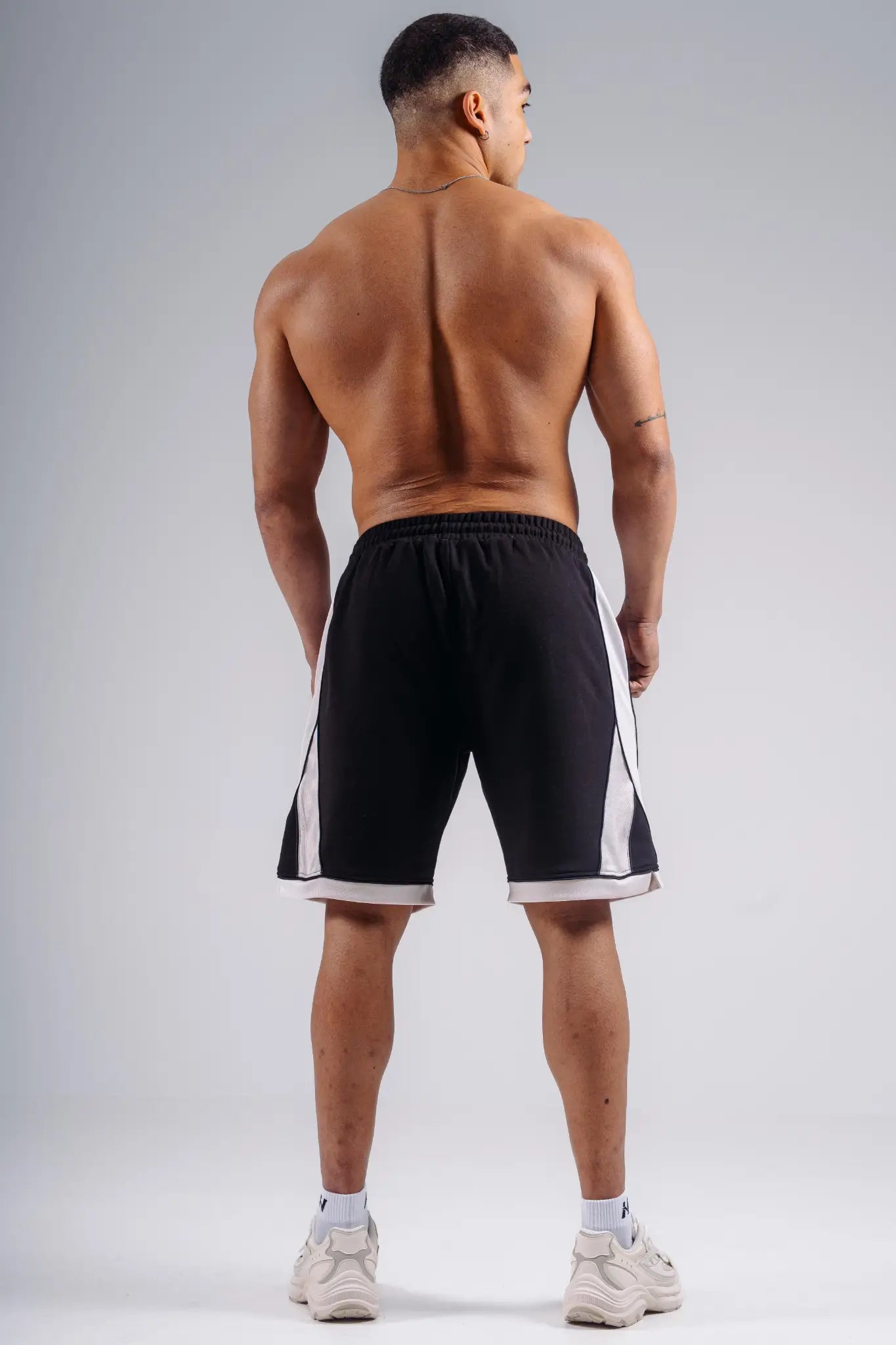 NEBBIA 877 Black Training Shorts | PRIMAL