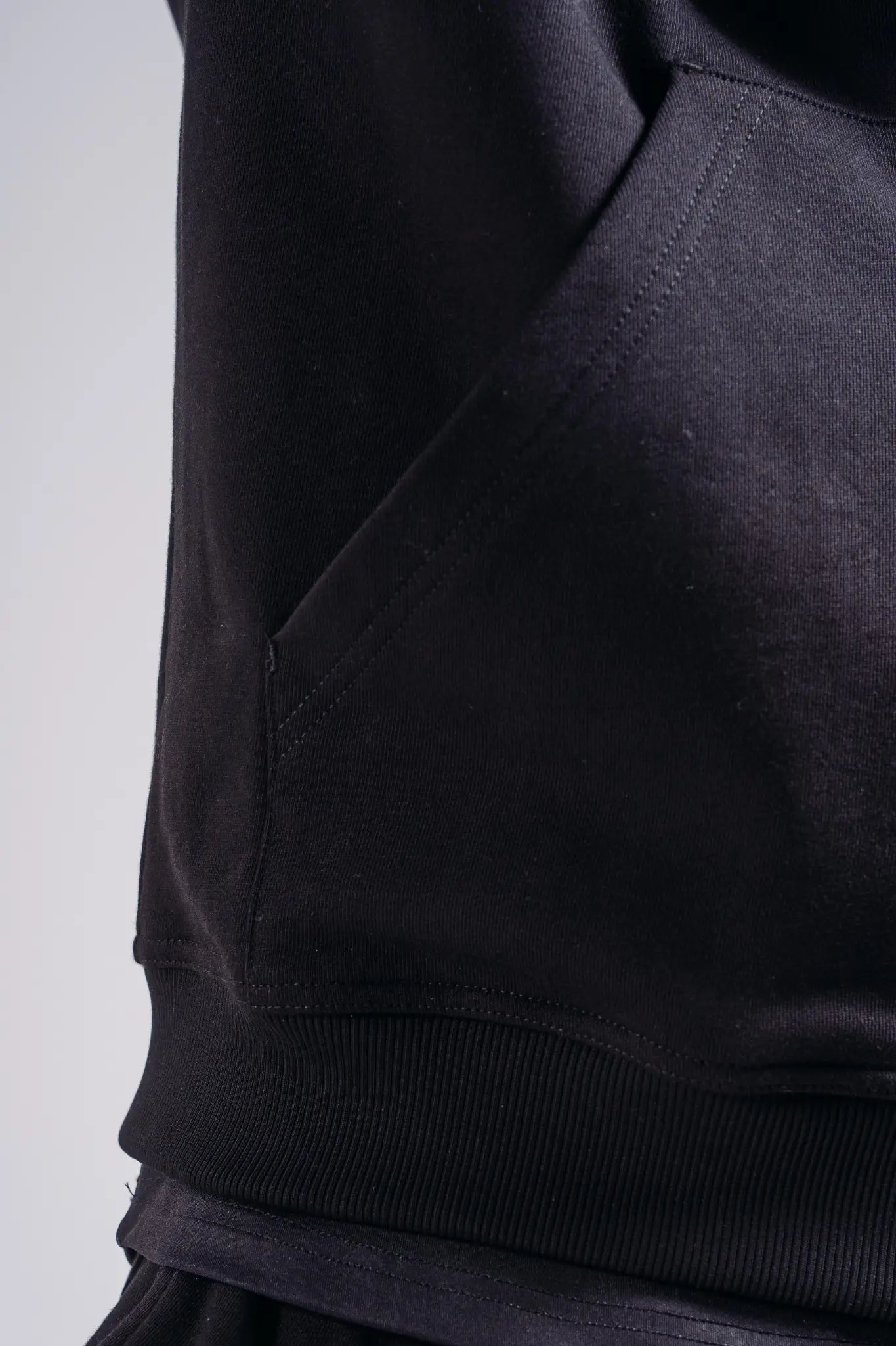 NEBBIA 884 Black Zipper Hoodie with Embroidery | PRIMAL