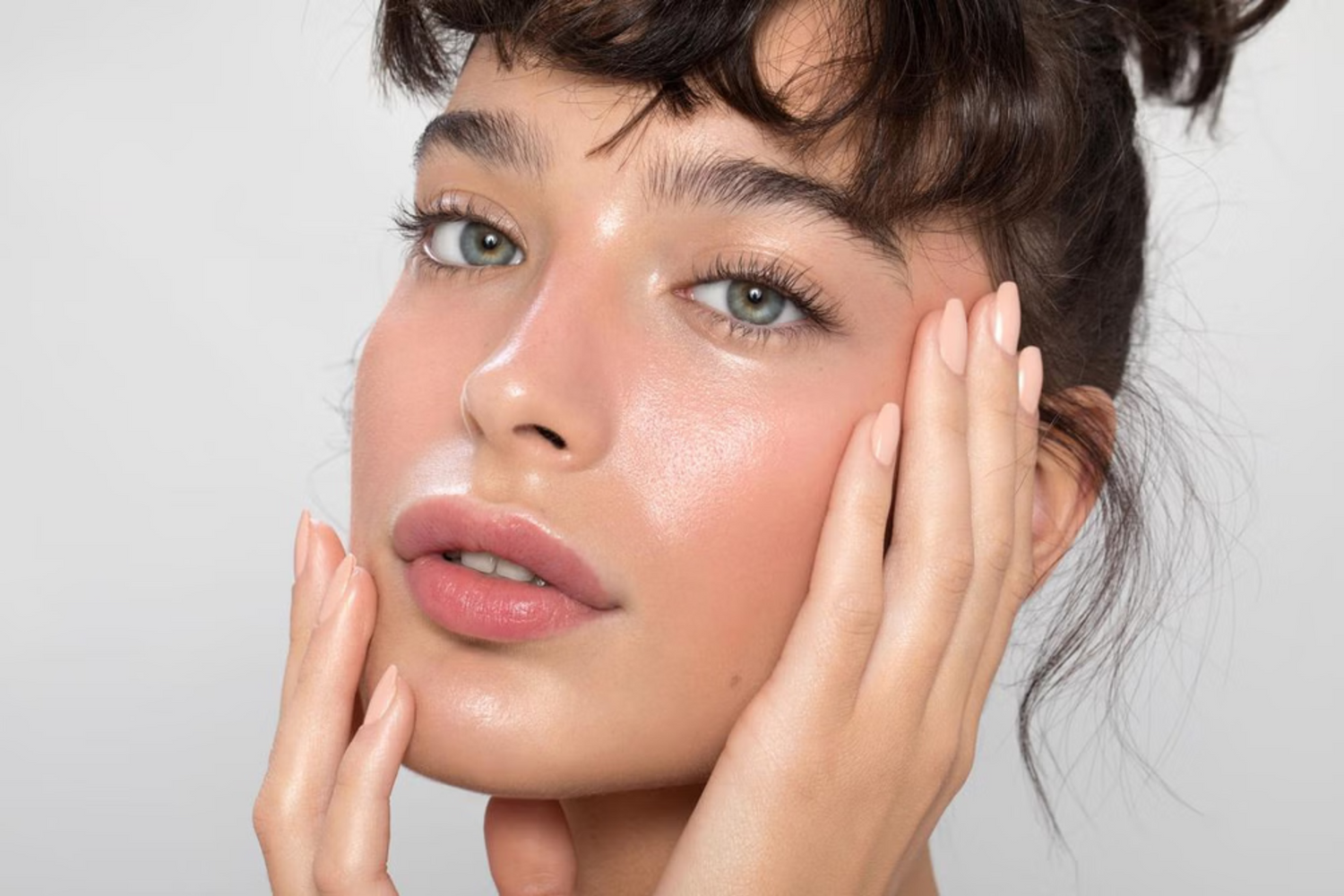 Explore the anti-ageing remedy hailed as a miracle with our Dermal Fillers treatment. With natural results, restored volume and improved facial features, ALISIIA KHOLLI can help to perfectly curate a holistic dermal filler treatment for you.