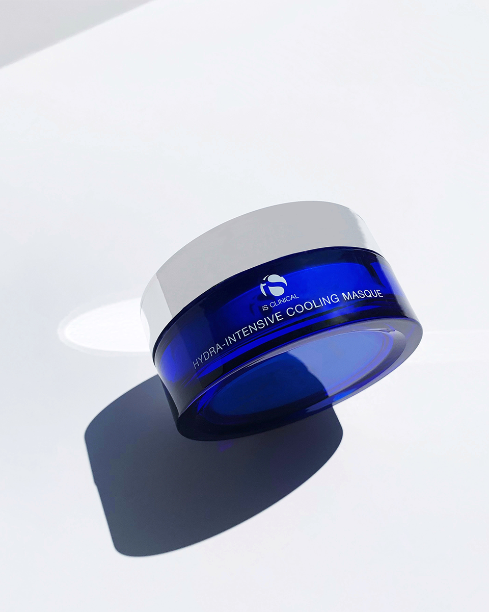 REINVIGORATING, REFRESHING, SOOTHING

Hydra-Intensive Cooling Masque is a rich, luxurious cooling treatment designed to reinvigorate, refresh, and provide soothing hydration. This professional strength formula features natural botanical antioxidants Centella Asiatica, Resveratrol, Green Tea, Aloe Vera, and Rosemary Extracts, which are perfectly balanced with botanically sourced Hyaluronic Acid – one of nature’s most powerful hydrators. 