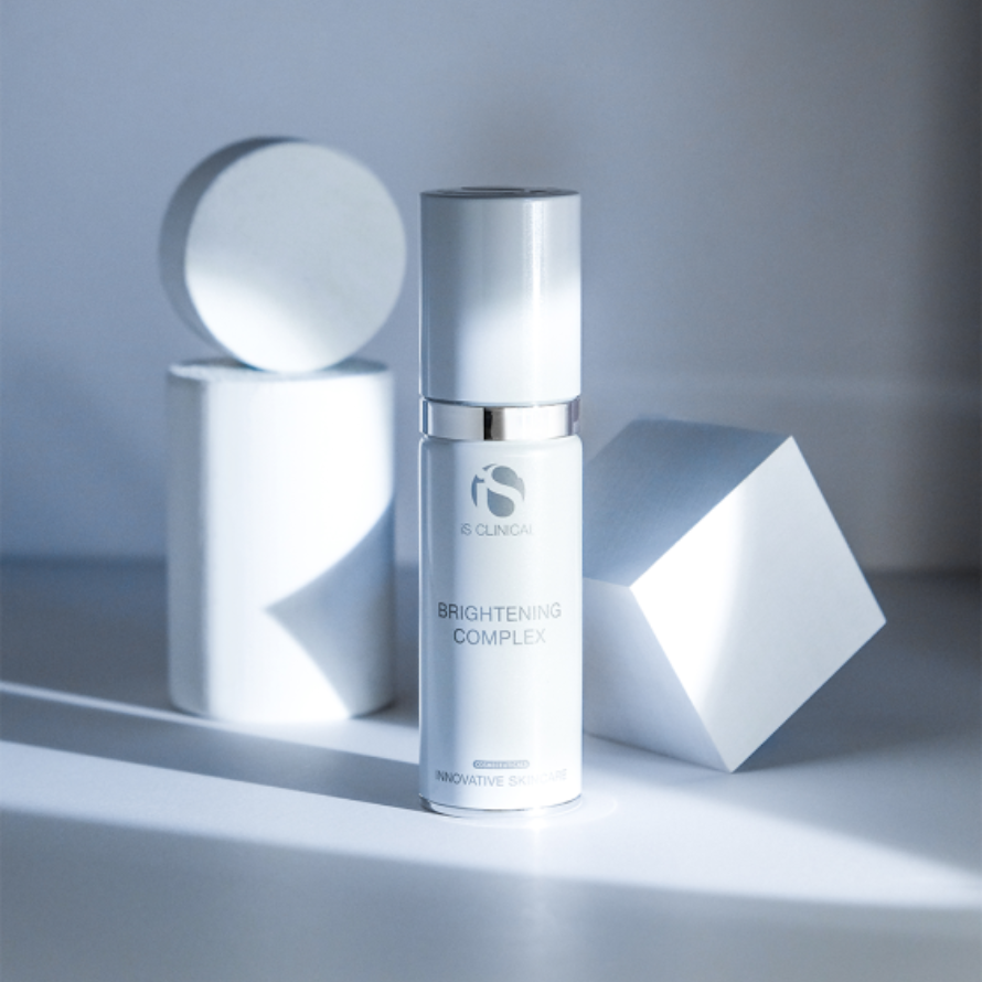 Safe brightening, hydrating, antioxidant&nbsp;

Brightening Complex is a distinctive formula that safely and effectively brightens the appearance of the skin with beneficial moisturizing properties.