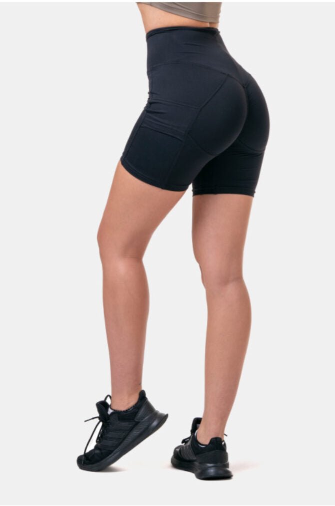 Fit & Smart Biker Shorts Black 575 - AlisiiaKholli