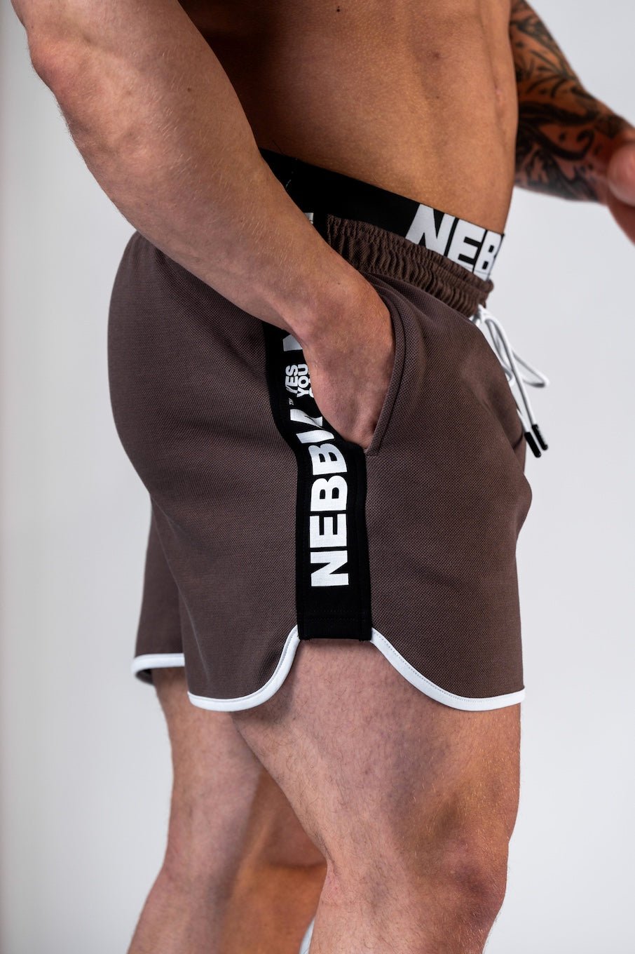 NEBBIA Hero 295 Training Shorts – Heritage Edition (Brown) - AlisiiaKholli