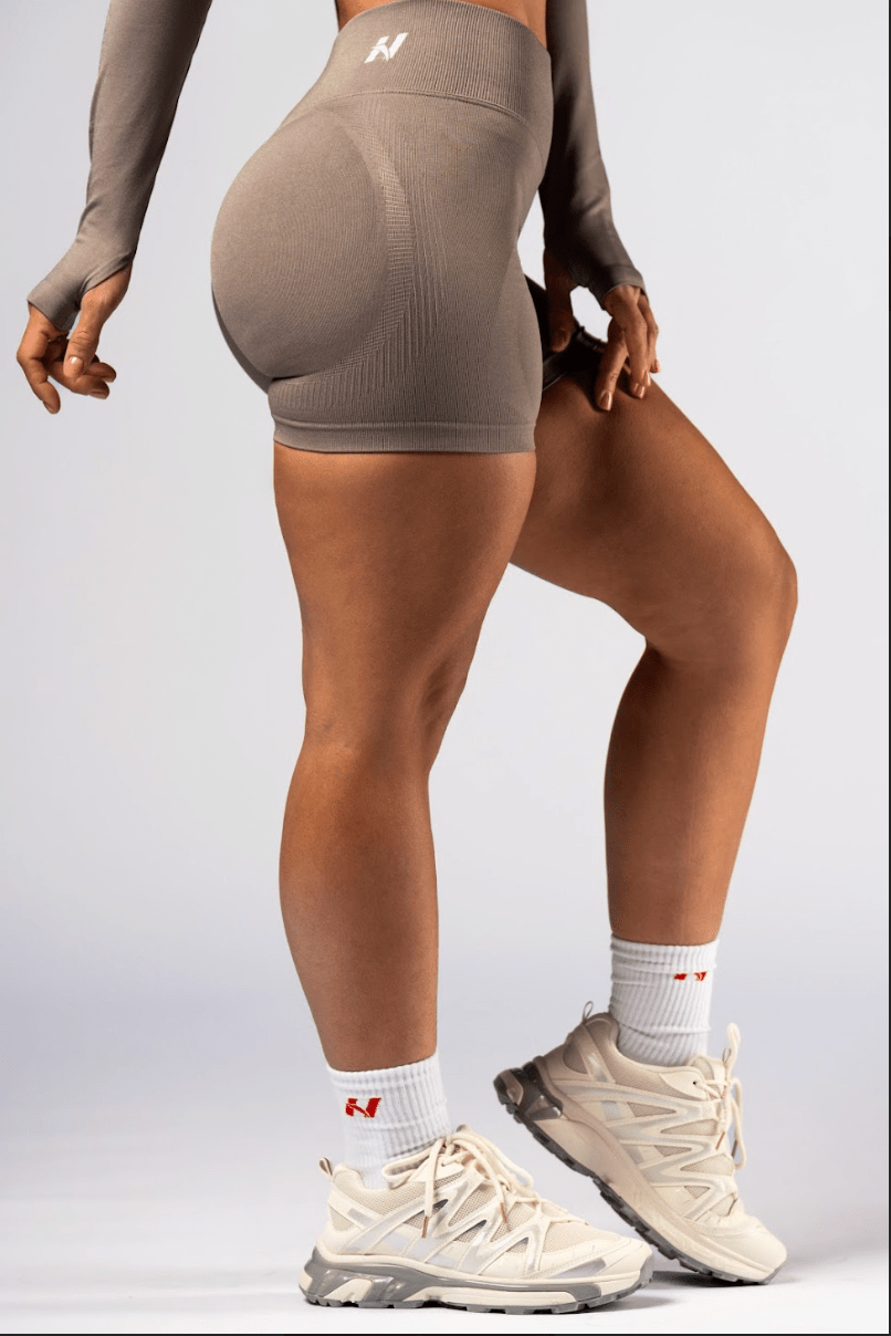 Nebbia Power 893 High - Waist Push - Up Shorts - Light Brown ASH - AlisiiaKholli