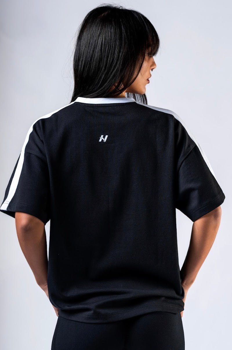 Nebbia Power 894 Relaxed Training Tee - Black - AlisiiaKholli