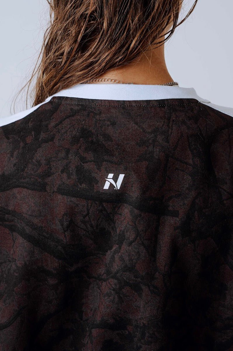 Nebbia Power 894 Relaxed Training Tee - Dark Brown Camo - AlisiiaKholli