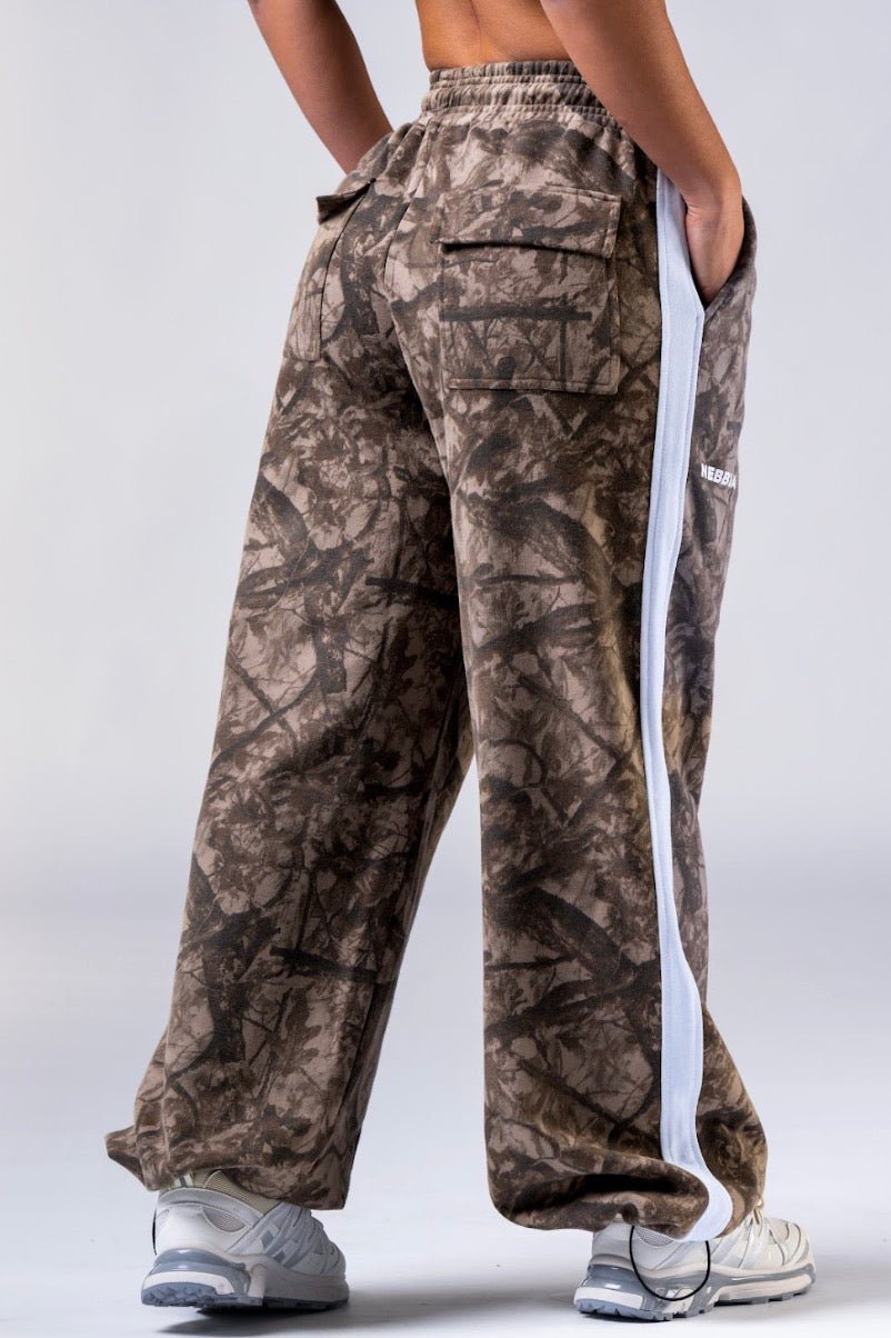 Nebbia Power 896 Oversized Camo Sweatpants - Light Brown - AlisiiaKholli