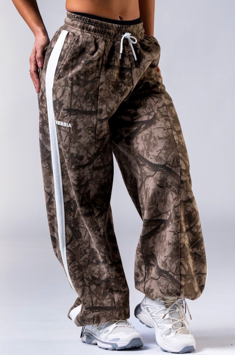 Nebbia Power 896 Oversized Camo Sweatpants - Light Brown - AlisiiaKholli