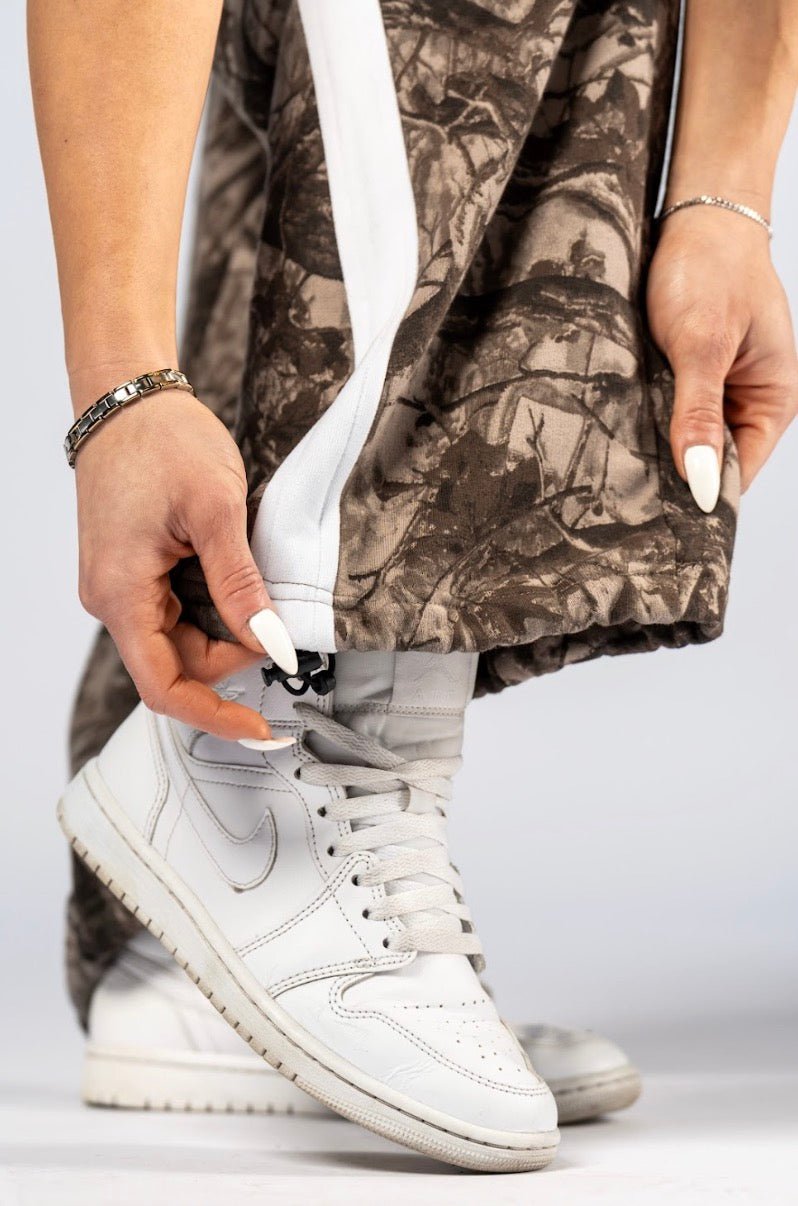 Nebbia Power 896 Oversized Camo Sweatpants - Light Brown - AlisiiaKholli
