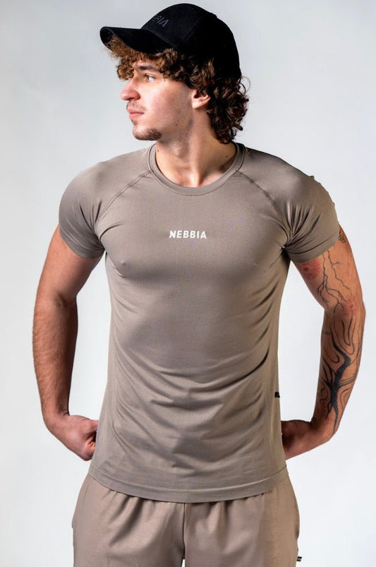 Nebbia Power 900 Men's Seamless Short Sleeve Top - Light Brown ASH - AlisiiaKholli