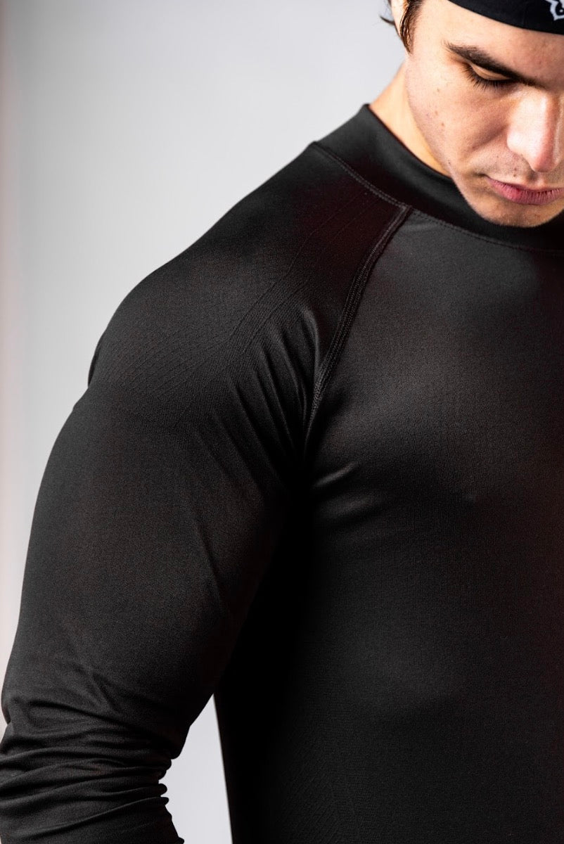 Nebbia Power 901 Seamless Long Sleeve Top - Black | Men's Gym Fit - AlisiiaKholli
