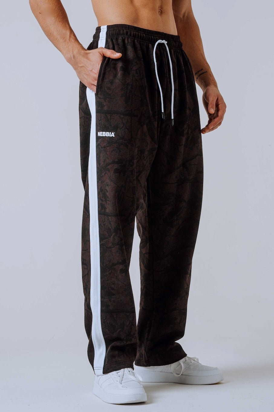 NEBBIA Power Relaxed Sweatpants 904 | Black & Dark Brown Camo - AlisiiaKholli