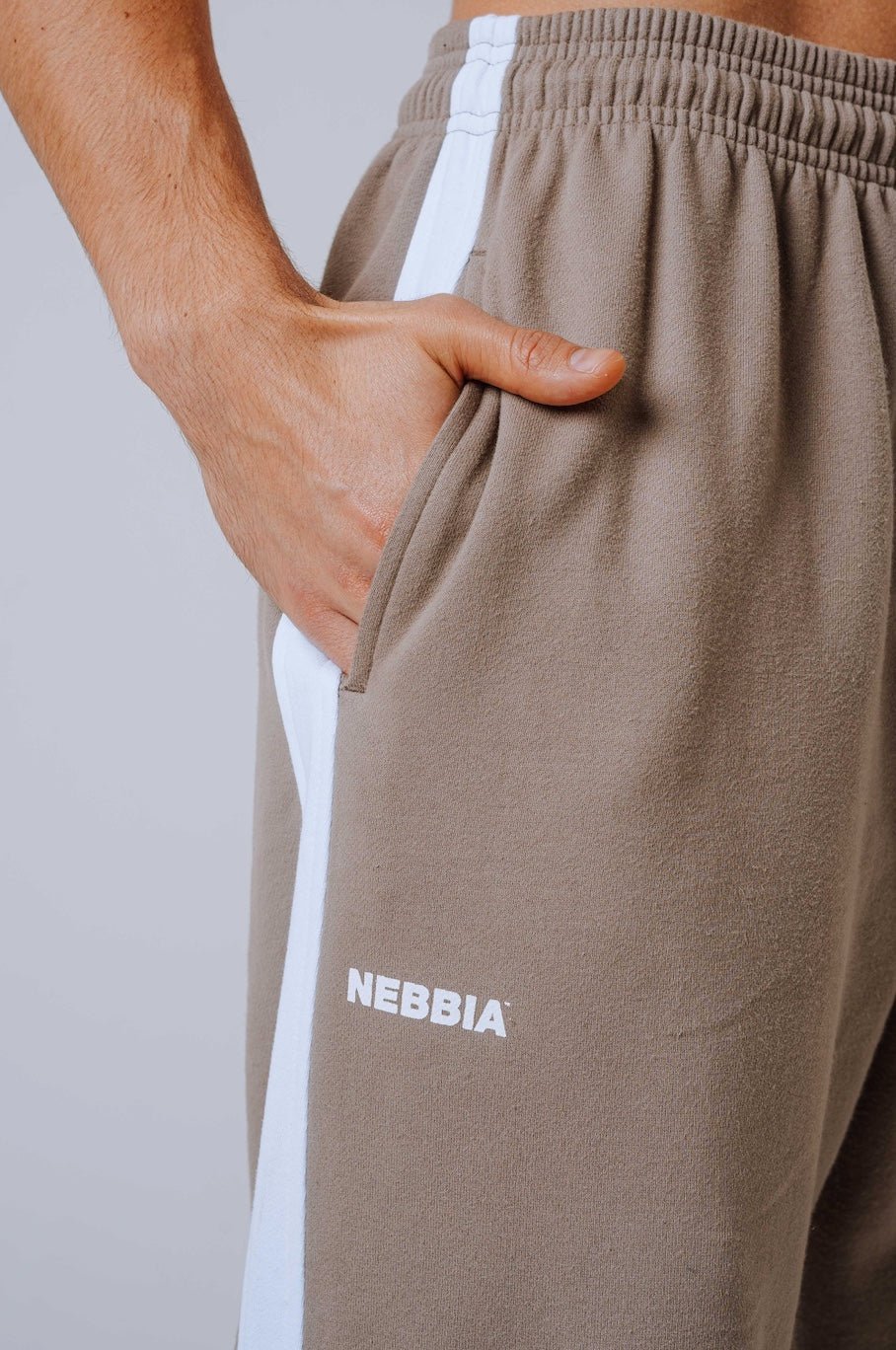 NEBBIA Power Relaxed Sweatpants 904 | Black & Light Brown Ash - AlisiiaKholli
