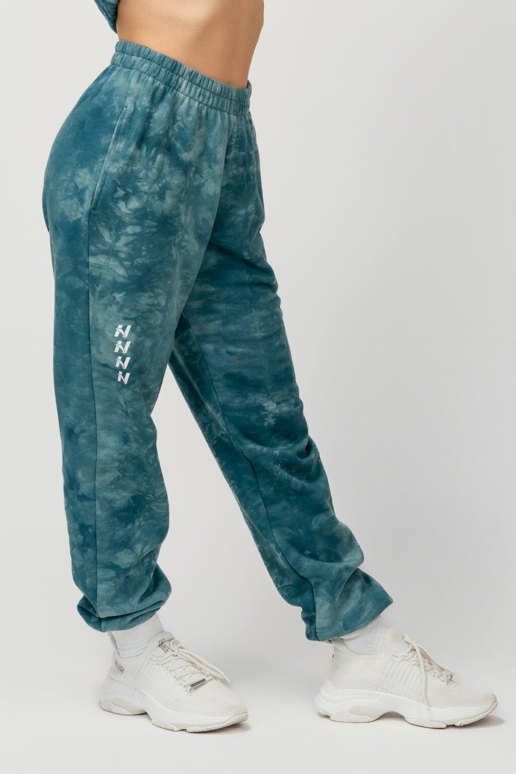 NEBBIA RE - FRESH WOMEN’S SWEATPANTS 590 - AlisiiaKholli