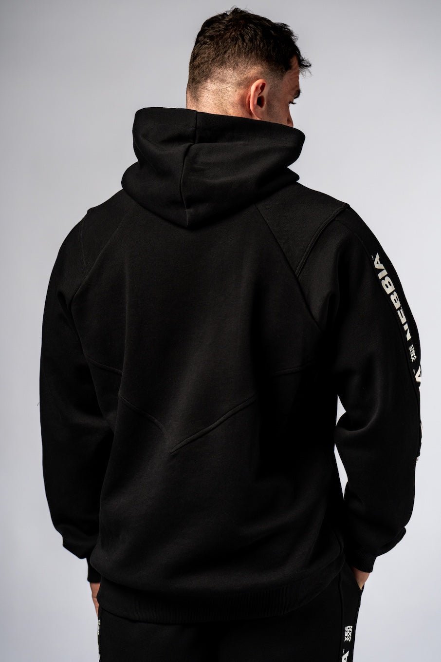 NEBBIA Training Hoodie HERO 300 – Black - on - Black Heavyweight Gym Hoodie - AlisiiaKholli