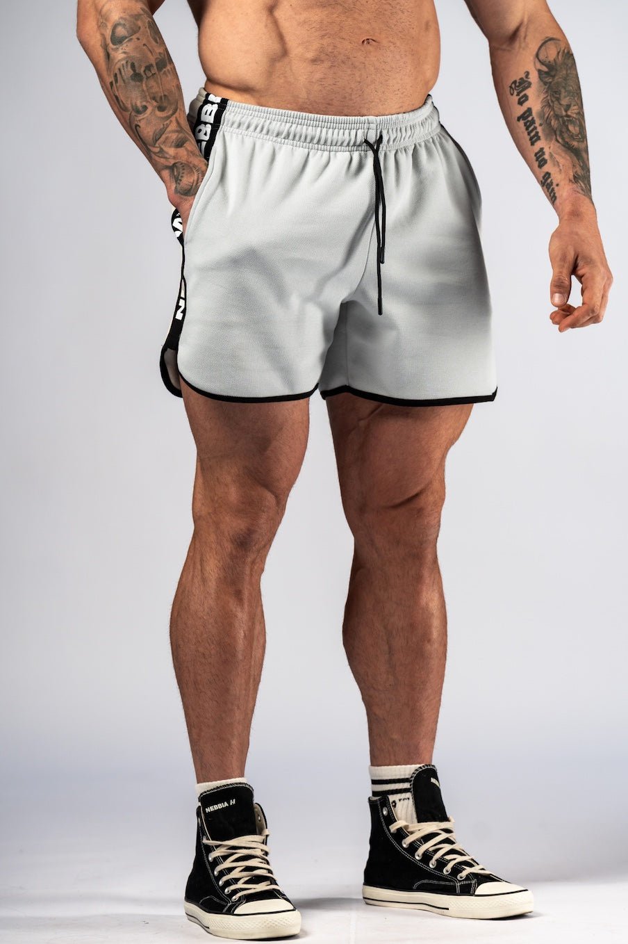 NEBBIA Training Shorts HERO 295 – Light Grey Heritage Edition - AlisiiaKholli